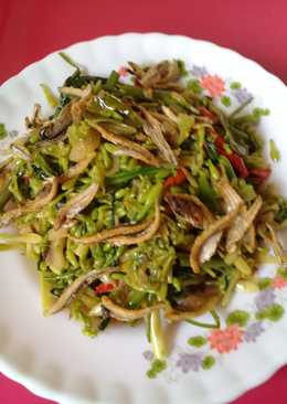 Tumis bunga pepaya kangkung