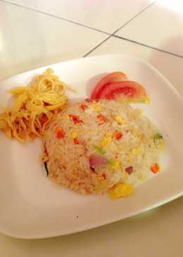 Nasi Goreng Telur Gulung