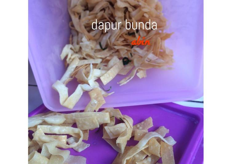 cara membuat Keripik kulit pangsit