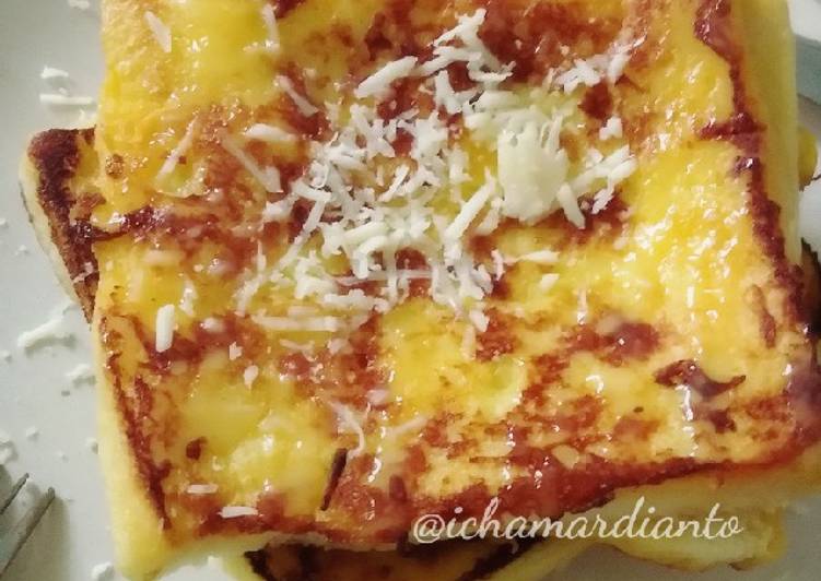 Choco cheese french toast