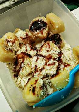 Pisang rebus w/ topping