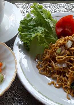 Mie goreng ebi telur baksoðŸ