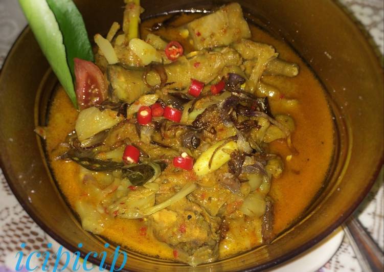 Gulai Nangka muda Ceker ayam foto resep utama