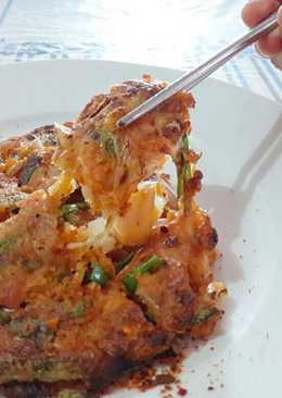 Kimchi pancake / kimchijeon