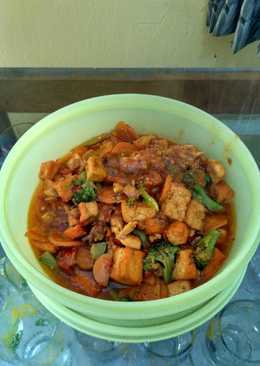 Oseng Ayam Tahu with Brokoli and Carrot