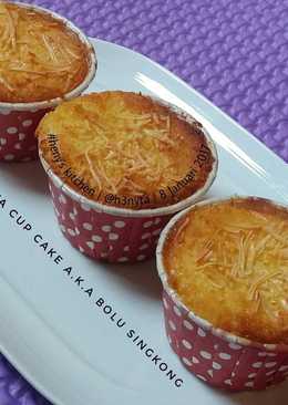 Bolu Singkong (Cassava Cup Cake)