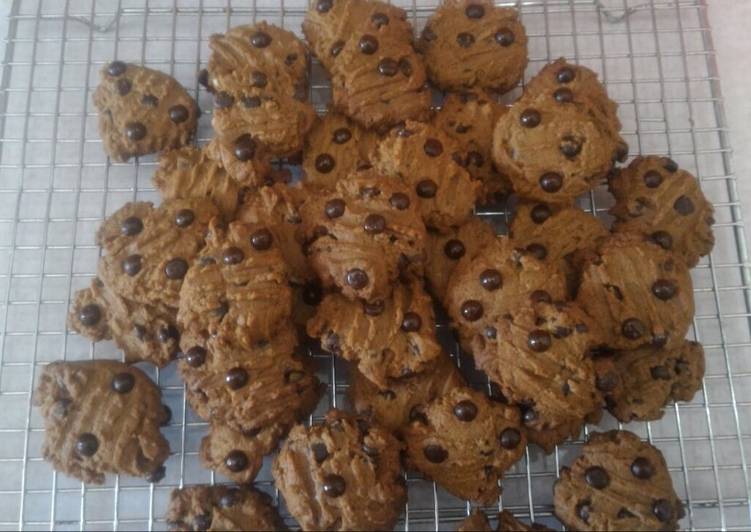 resep Choco chips cookies