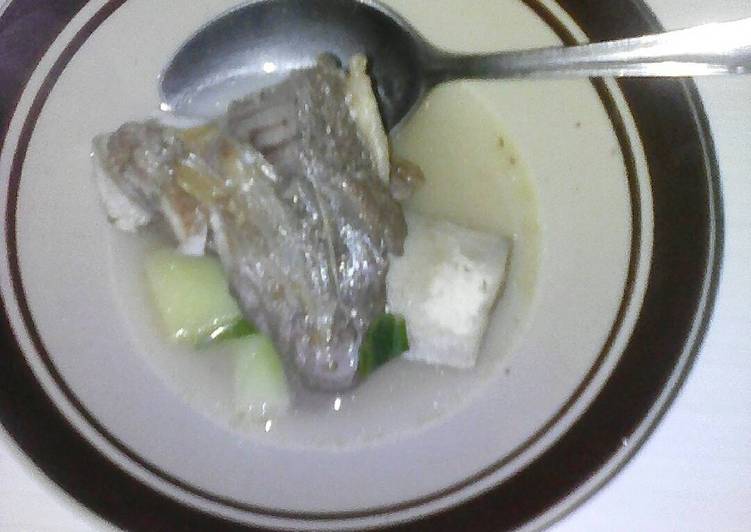 gambar untuk resep makanan Sup Iga Sapi Kuah Bening By:Erni Hartanti.Amd:-)