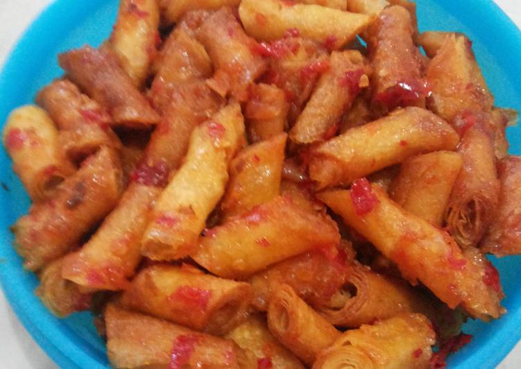 resep makanan Kripik lumpia pedas manis 