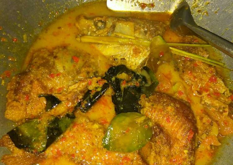 resep lengkap untuk Ikan Nila bumbu kuning