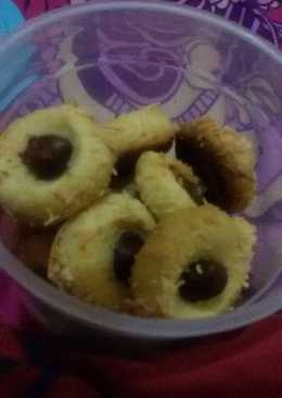 Nutella Thumbprint cookies