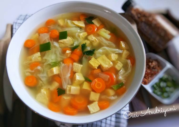 Sop (Dengan Telur Kocok Rebus Dipotong²) #BikinRamadanBerkesan