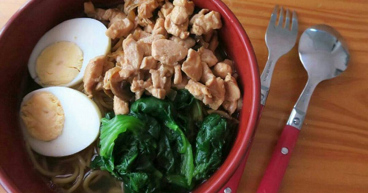 Resep Mie Ayam Bayam ala Brenda Ariesty Kusumasari