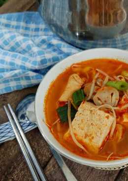 Sundubu Jjigae (Korean Spicy Soft Tofu Stew)