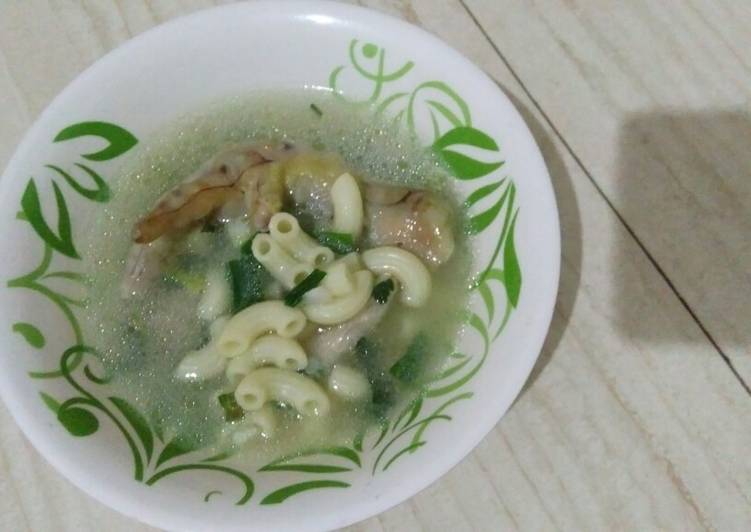 resep makanan SOP Ceker Makaroni