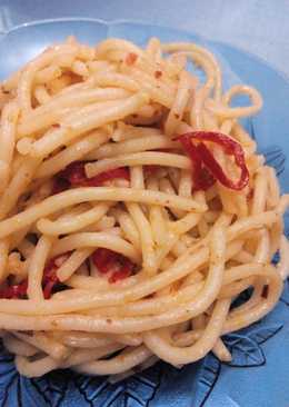 Spagheti aglio olio sederhana