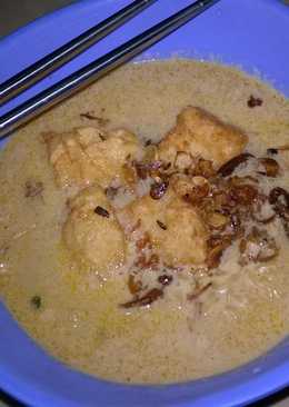 Mie tongseng endeuss vs pempek sutra