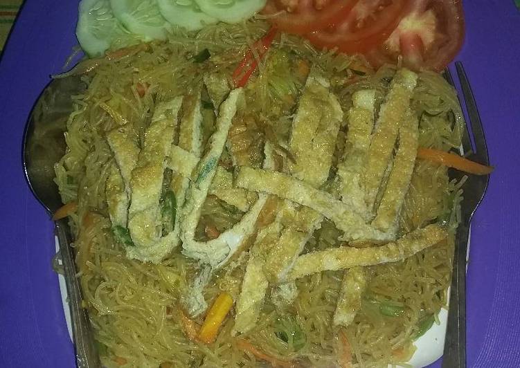 bahan dan cara membuat Bihun Goreng Super Pedas