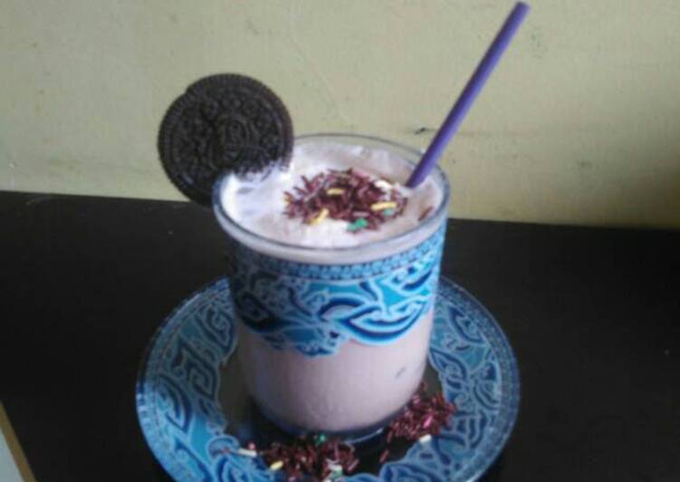 Resep Milkshake Oreo sweger Kiriman dari Diah Nusantari