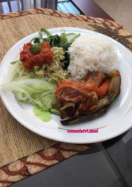 Ayam Goreng Pelecing