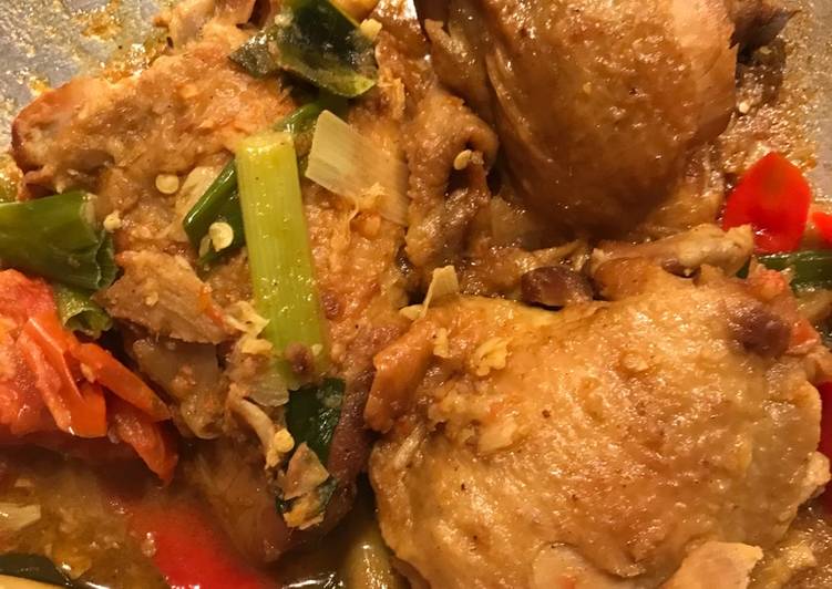 resep masakan Ayam Goreng Saus Acar Kuning