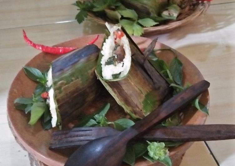 resep lengkap untuk Nasi Bakar Teri ft Ati Ampela