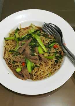 Beef shirataki stir fried noodle (mie diet)