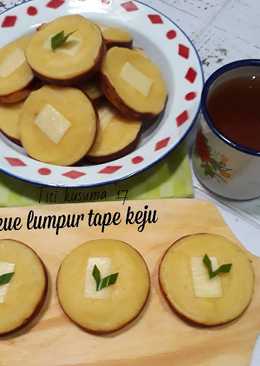 Kue lumpur tape keju