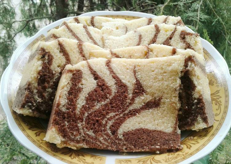 cara membuat Bolu Zebra Kukus (Zebra Steam Cake)