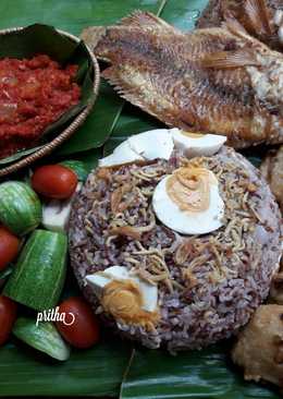 Nasi liwet merah