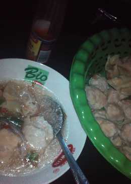 Bakso dan syomay daging ayam