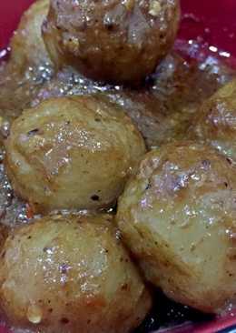 Cilok isi keju saus kacang
