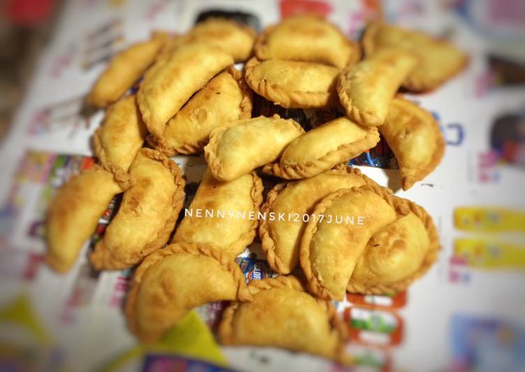 Resep Pastel enak rumahan (isi wortel, kentang, ayam/daging cincang)
Kiriman dari Nennynennski