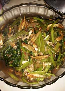Oseng-oseng kangkung ikan teri