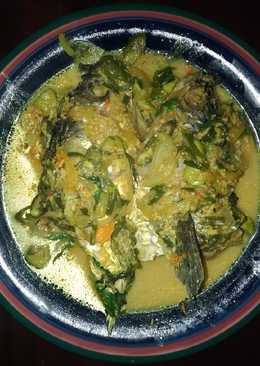 Kepala ikan belanak kuah santan pedas