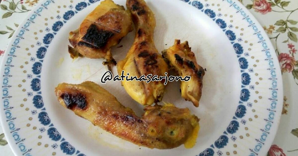  Resep Ayam Bakar bumbu Ingkung  oleh Atina Hasanah Sarjono 