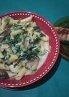 Mare e Monti Penne Salmon Mushroom Horenso