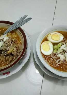 Beef Ramen 2 ways (ketofy & non ketofy)