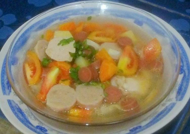 Resep Sup Ayam Bakso Sosis Oleh Reni N. Lestari