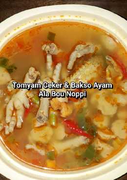 Tomyam ceker dan bakso ayam