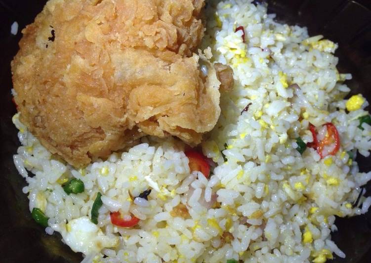  Resep  Nasi  Goreng  Ayam  Tepung oleh Fikril lazy Cookpad