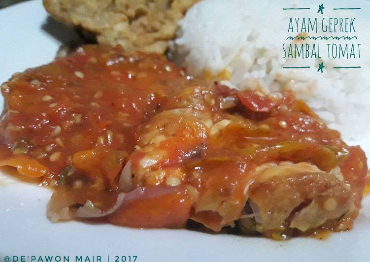  Resep  Ayam  Geprek  Sambal  Tomat oleh de pawon mair Irma 