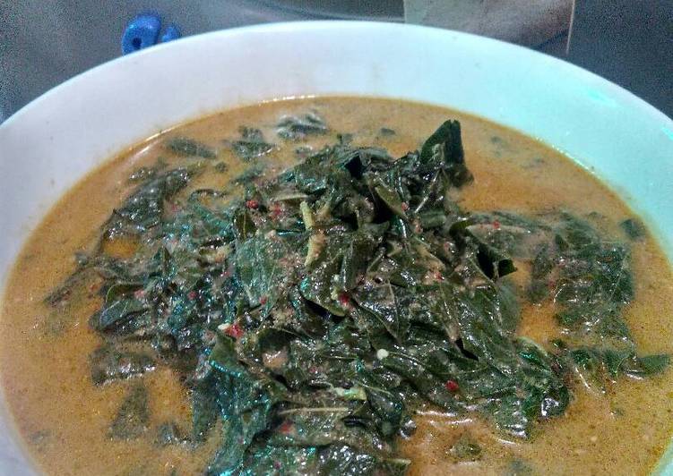 resep lengkap untuk Sayur Kari Daun Singkong