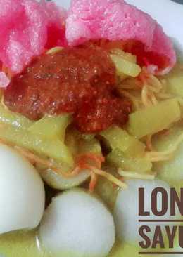 Lontong sayur bumbu pecel