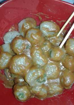 Cilok kuah kacang