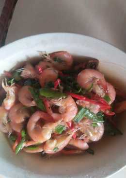 Tumis udang pedas