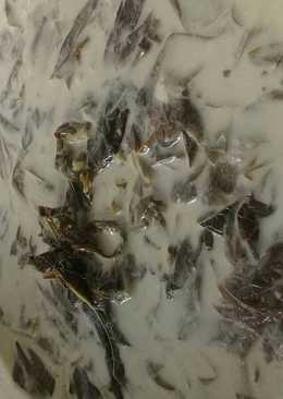 Kuah santan daun singkong