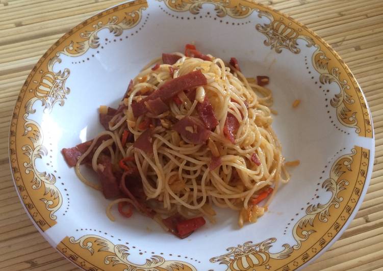 resep makanan Spageti aglio olio extra pedas