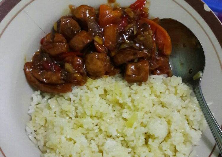 gambar untuk resep makanan Nasi Margarin + Sosis Asam Manis Pedas