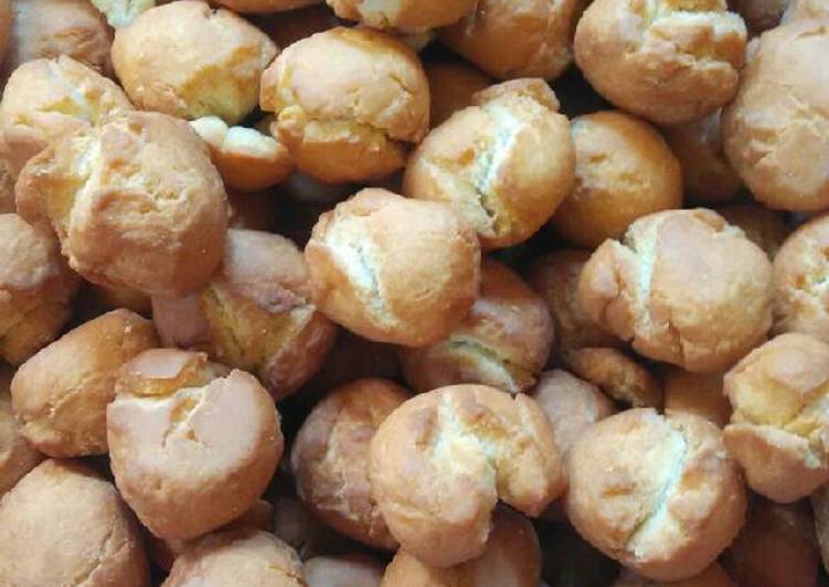 resep lengkap untuk Bolu goreng / bolu merekah